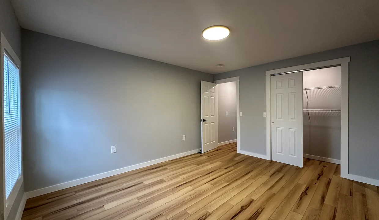 128 Caroline Ave Bedroom 3.